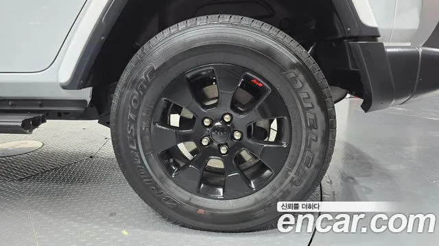 Jeep Wrangler Wrangler (JL) — Фото автомобиля 20