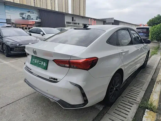 Buick Verano — Фото автомобиля 6