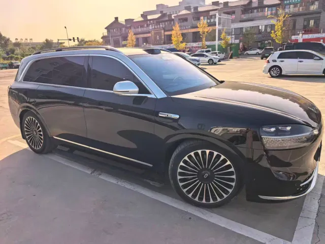 Aito M9 — Фото автомобиля 6
