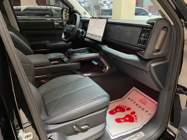 BYD FangChengBao Leopard 5 — Фото автомобиля 8