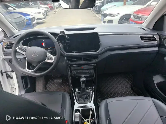 Volkswagen Tharu — Фото автомобиля 10