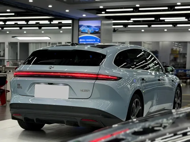 Nio ET5 Touring — Фото автомобиля 5