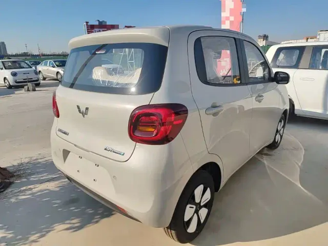 Wuling Hongguang Mini EV — Фото автомобиля 6