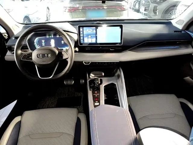 Geely Xingrui — Фото автомобиля 9