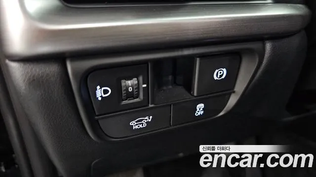 Hyundai Grandeur Grandeur (GN7) 3.5 Бензин 2WD — Фото автомобиля 15