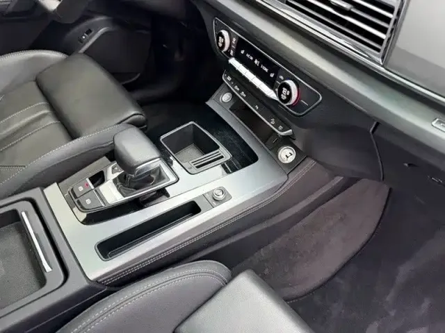 Audi Q5L — Фото автомобиля 8