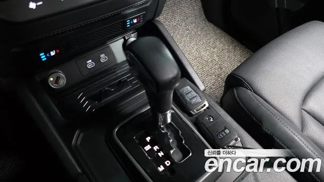 KG_Mobility_Ssangyong Rexton Новый Rexton Sport Khan Дизель 2.2 4WD — Фото автомобиля 9