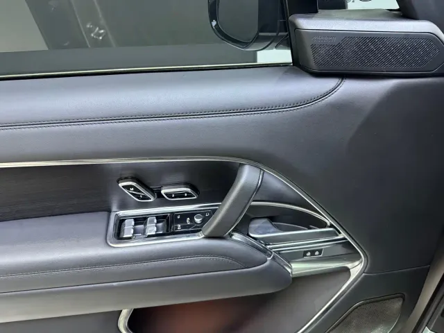 Land Rover Range Rover — Фото автомобиля 11