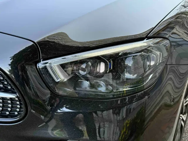 Mercedes-Benz E-Class — Фото автомобиля 15
