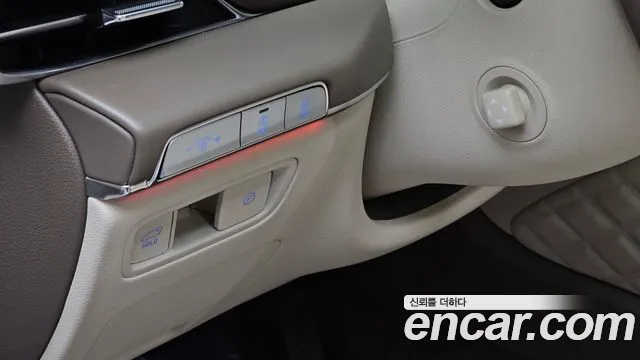 Genesis GV80 2.5T Бензин 2WD — Фото автомобиля 13