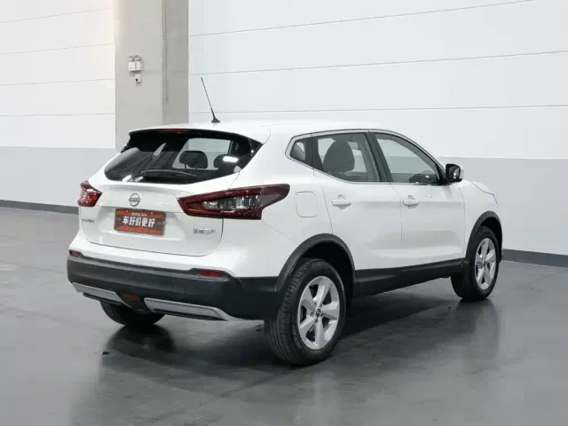 Nissan Qashqai — Фото автомобиля 2