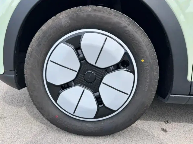 Geely Starry Wish — Фото автомобиля 5