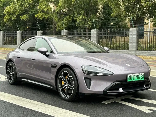 Xiaomi SU7 — Фото автомобиля 17