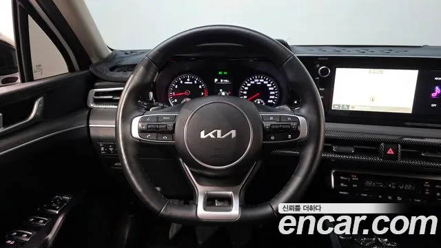 Kia K5 Generation 3 — Фото автомобиля 13