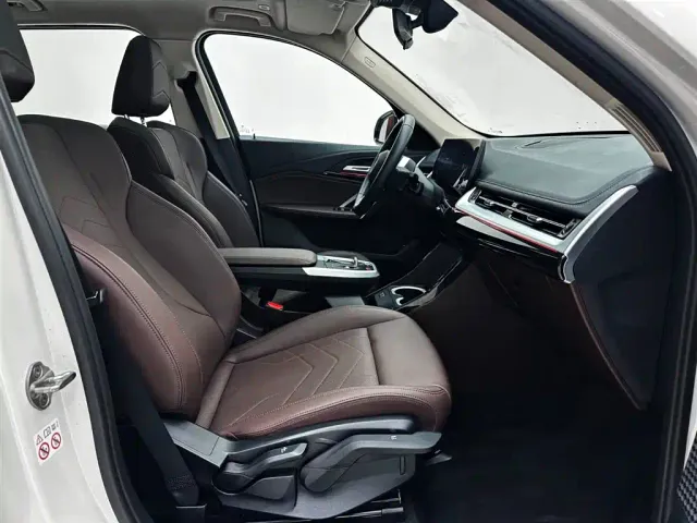 BMW X1 — Фото автомобиля 12