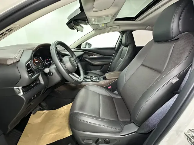 Mazda CX-30 — Фото автомобиля 8