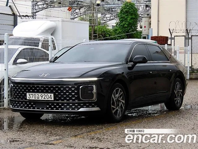 Hyundai Grandeur — Фото автомобиля 2