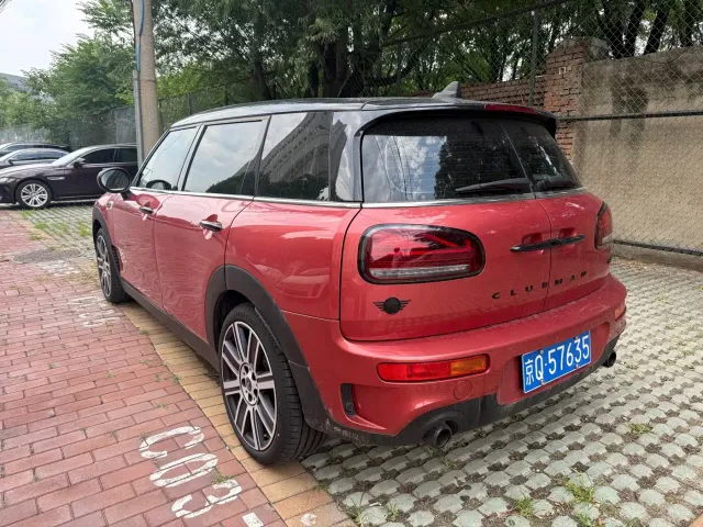 MINI Clubman — Фото автомобиля 4