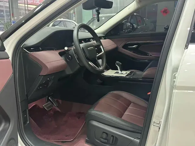 Land Rover Range Rover Evoque — Фото автомобиля 3