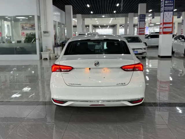 Buick Verano — Фото автомобиля 9