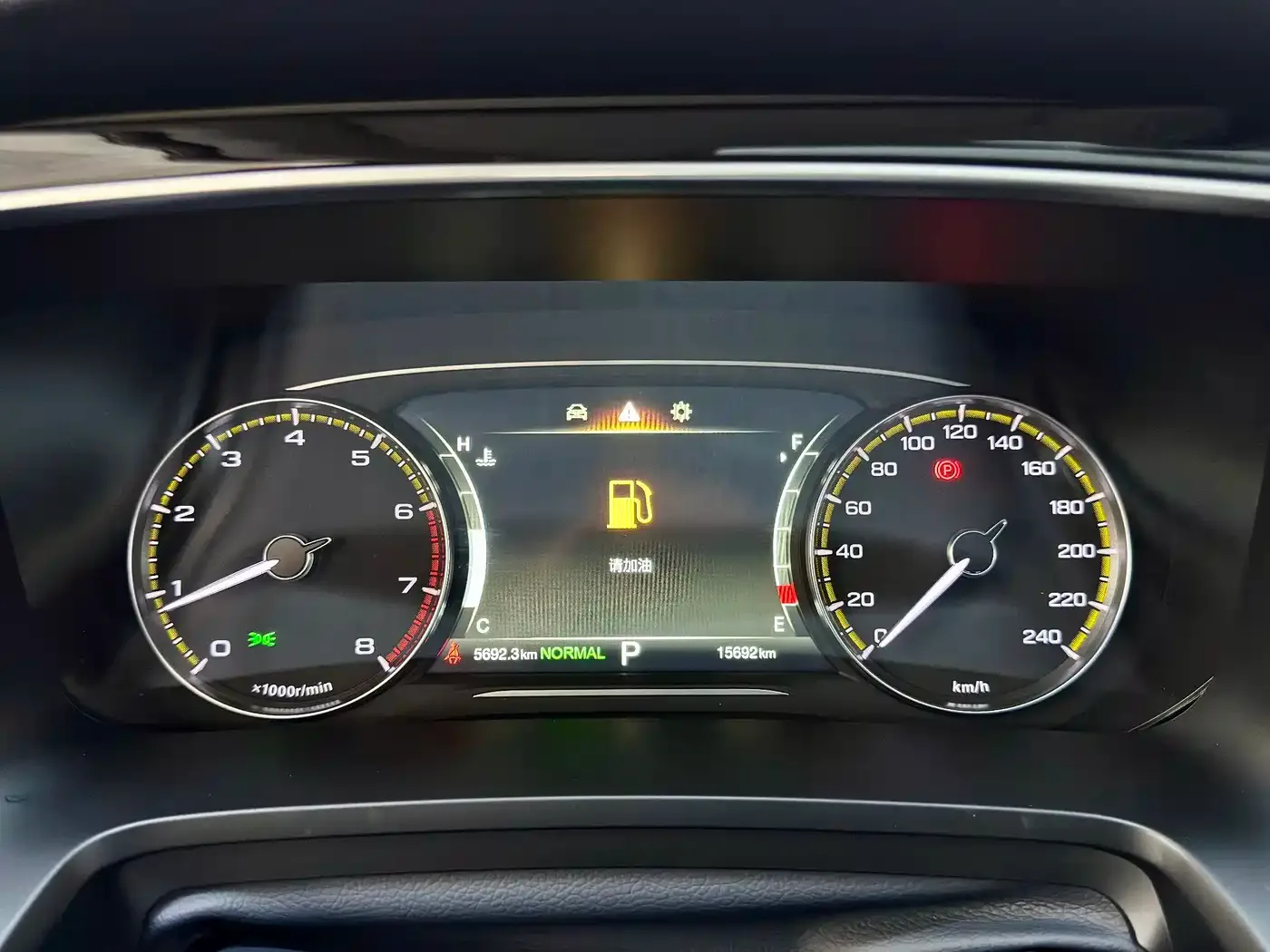 GAC Trumpchi Trumpchi M8 2024 Leadershow Series 390T Premium Edition — Фото автомобиля 9