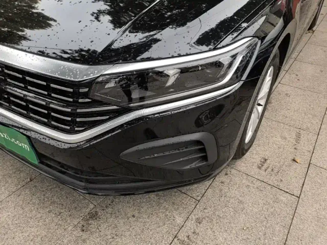 Volkswagen Passat — Фото автомобиля 23