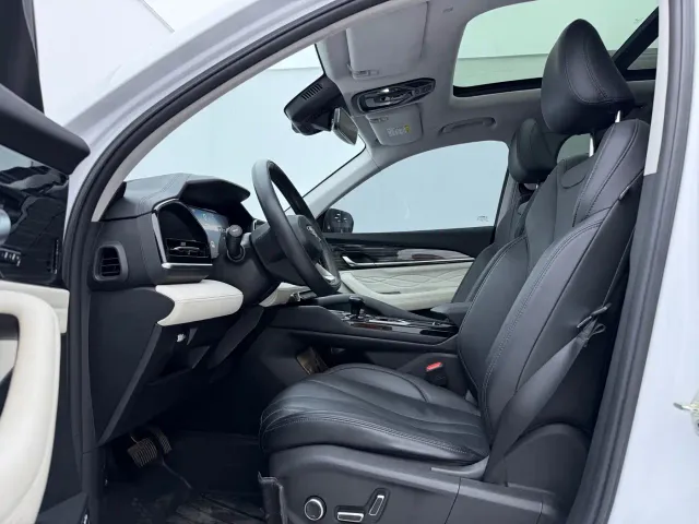 Geely Xingyue L — Фото автомобиля 10
