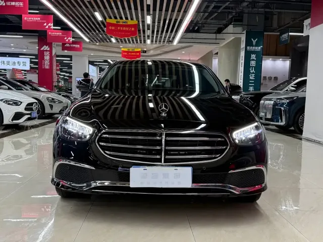 Mercedes-Benz Mercedes-Benz E-Class 2023 Facelift E 300 L Fashion — Фото автомобиля 2