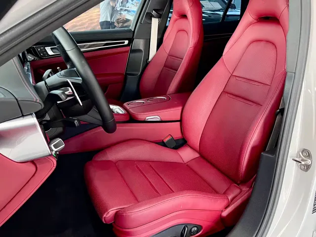 Porsche Panamera — Фото автомобиля 7