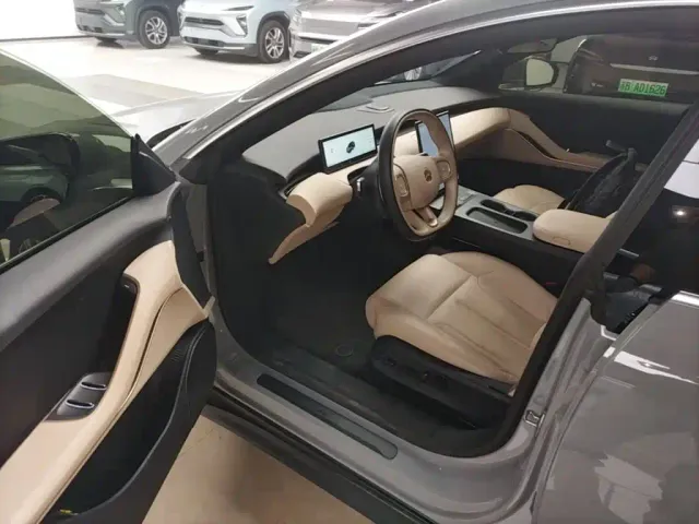 Nio ET5 Touring — Фото автомобиля 15