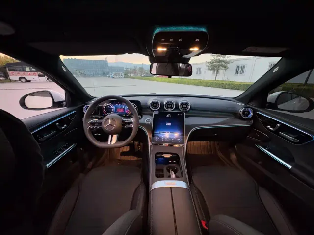 Mercedes-Benz C-Class — Фото автомобиля 4