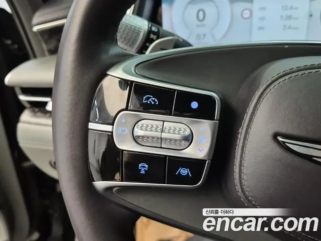 Genesis G90 Бензин 3.5 турбо AWD — Фото автомобиля 14