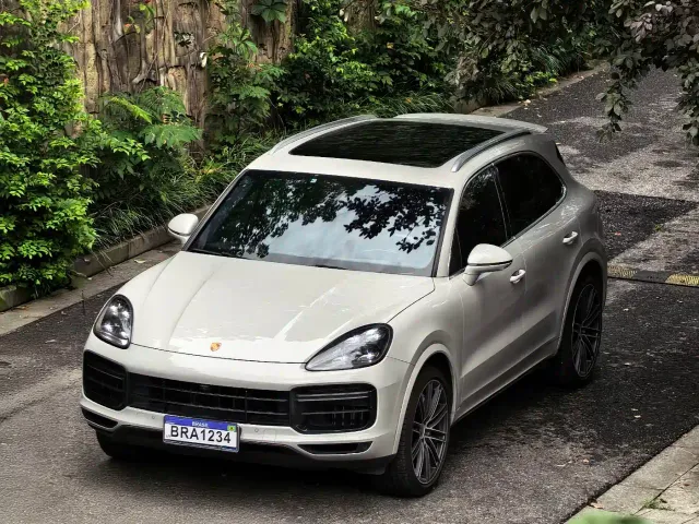 Porsche Cayenne — Фото автомобиля 9