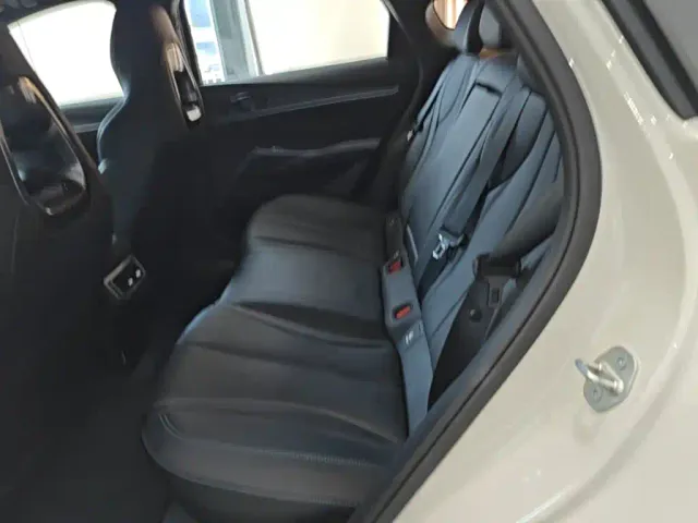 BYD Seal 06 — Фото автомобиля 16