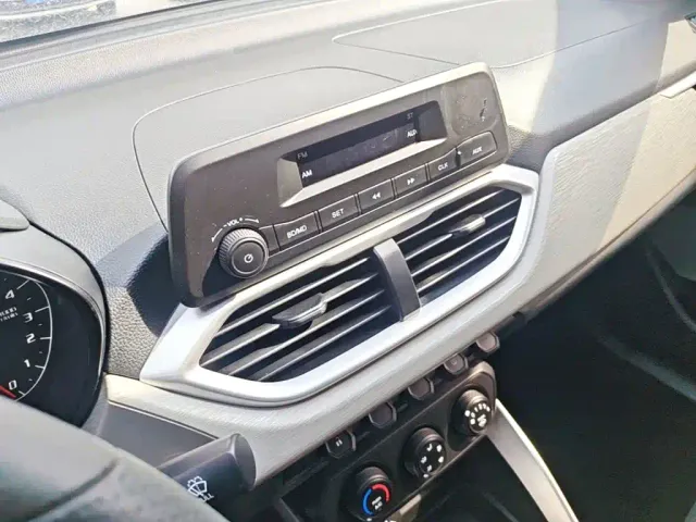Baojun Baojun 510 2021 1.5L Manual Dynamic Edition — Фото автомобиля 8