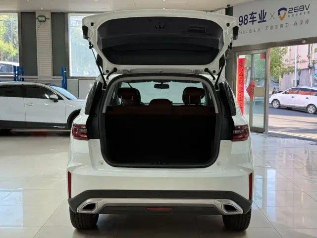 Geely Vision X6 — Фото автомобиля 24