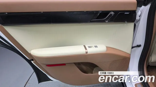 Hyundai Grandeur GN7 — Фото автомобиля 14