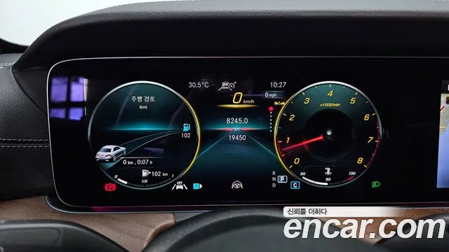 Mercedes-Benz E-Class — Фото автомобиля 8