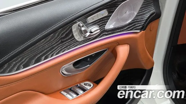 Mercedes-Benz CLS-Class — Фото автомобиля 16