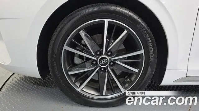 Hyundai Grandeur Grandeur (New) — Фото автомобиля 5