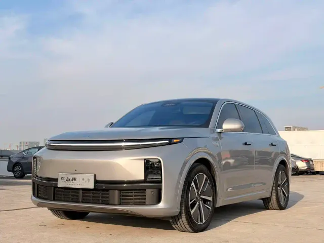 Фотография автомобиля — Li Auto L7