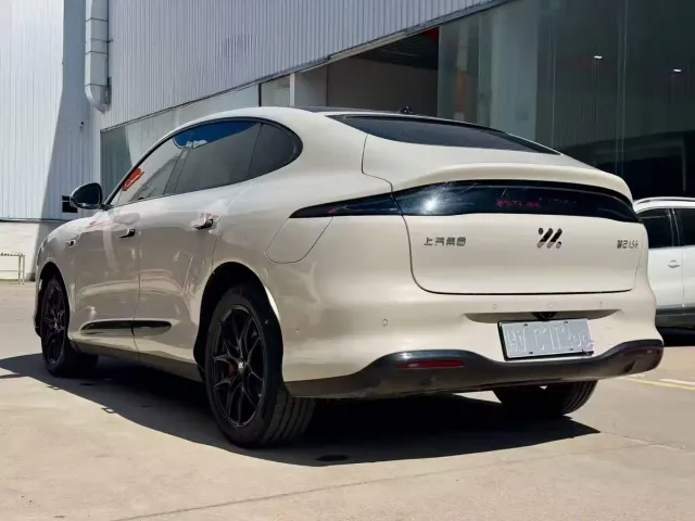 IM Motors LS6 — Фото автомобиля 6