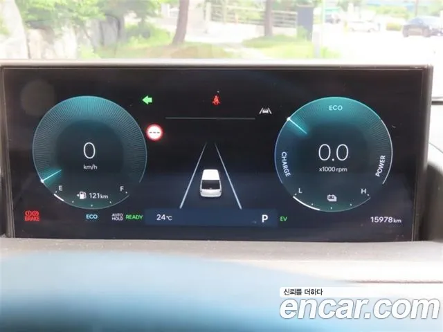 Hyundai Staria Staria (New) — Фото автомобиля 5