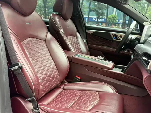 Cadillac CT6 — Фото автомобиля 4