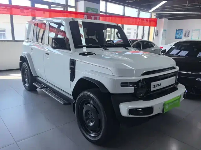 iCAR V23 — Фото автомобиля 3