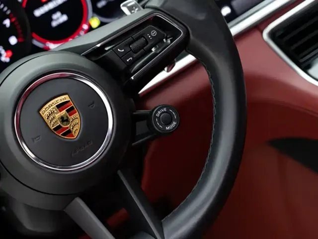 Porsche Panamera — Фото автомобиля 19