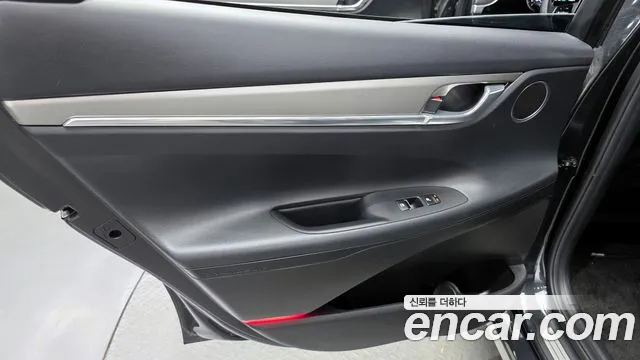 Hyundai Grandeur Premium — Фото автомобиля 25