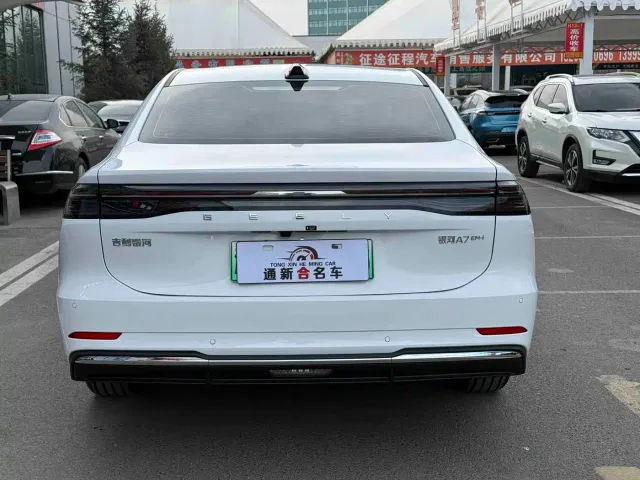 Geely Galaxy A7 — Фото автомобиля 8