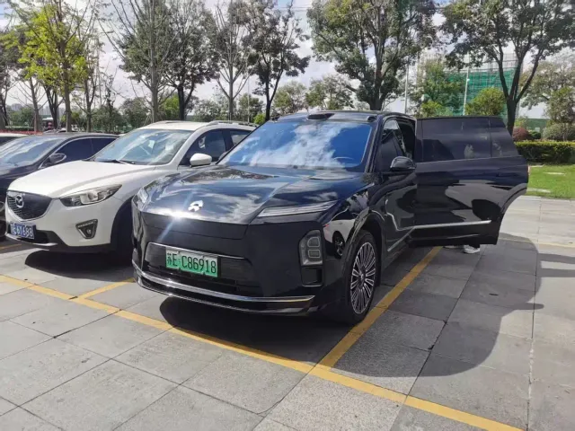Фотография автомобиля — Nio ES8