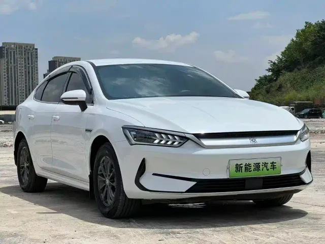 BYD Qin PLUS — Фото автомобиля 3